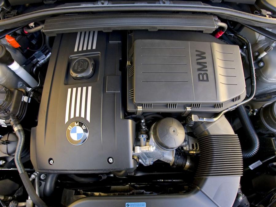  BMW 335i Convertible 2007 года  (US) (фото 2 из 9)